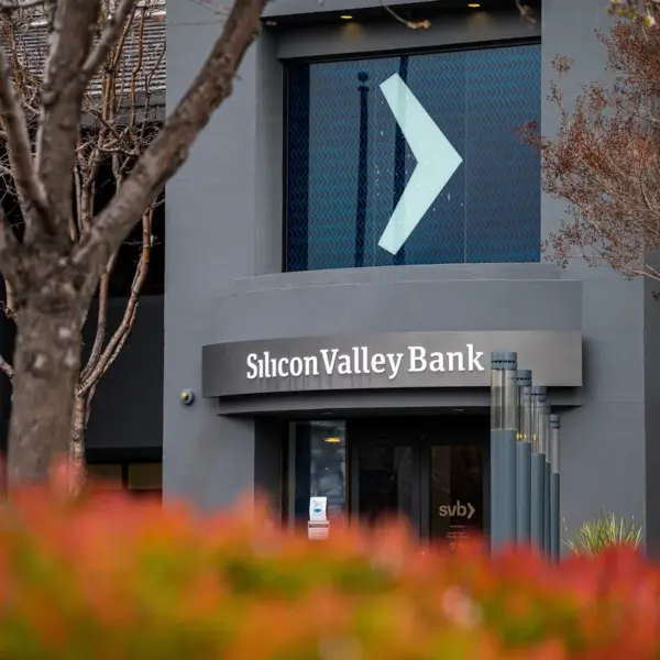 Silicon Valley Bank shuts down