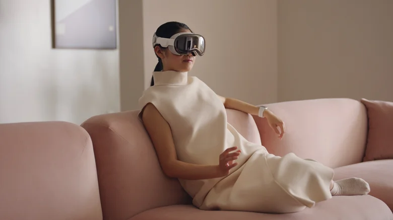 10 Apple Vision Pro features already available in Meta* Quest headsets | Image 4 10 Apple Vision Pro features already available in Meta* Quest headsets (hand tracking has been around for a while 1686016690)