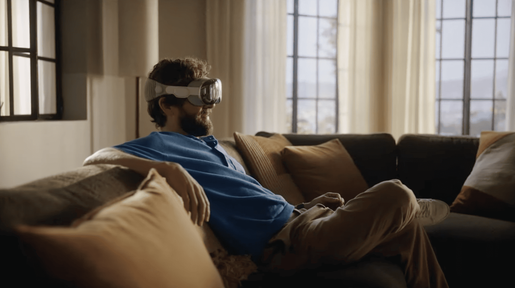 Apple unveiled Vision Pro, augmented reality glasses | Image 21 Apple presented Vision Pro, augmented reality glasses (snimok ekrana 2023 06 05 v 22.34.47)