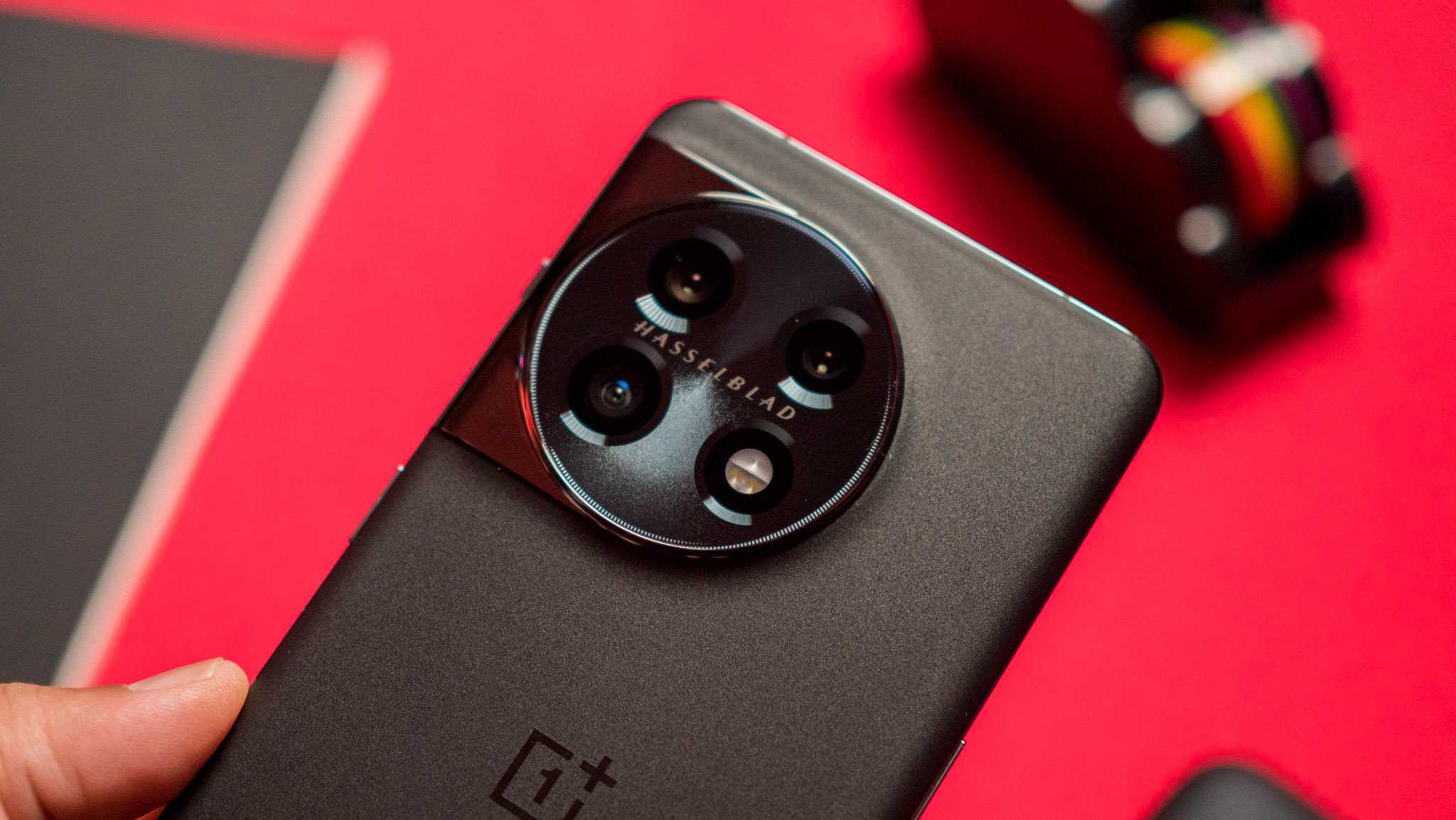 OnePlus 12 will get improved cameras OnePlus 12 will get improved cameras