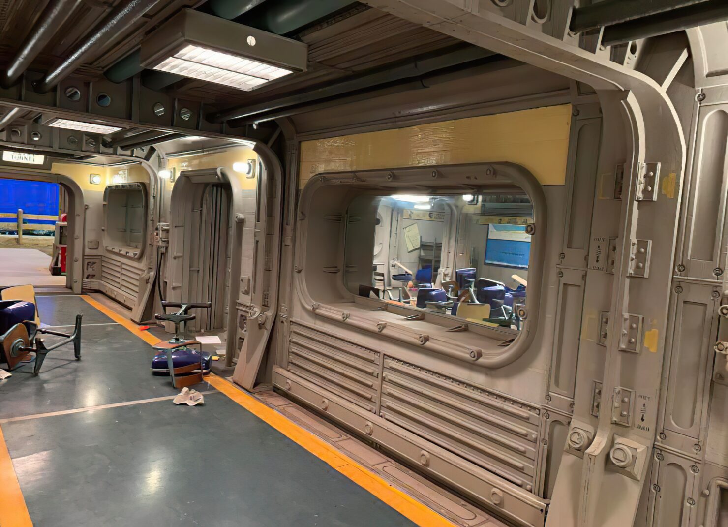 New footage of the Fallout series showed Vault Tech | Image 1 New footage of the Fallout series showed Vault Tech (fallout tv hd 1480x1071 1)