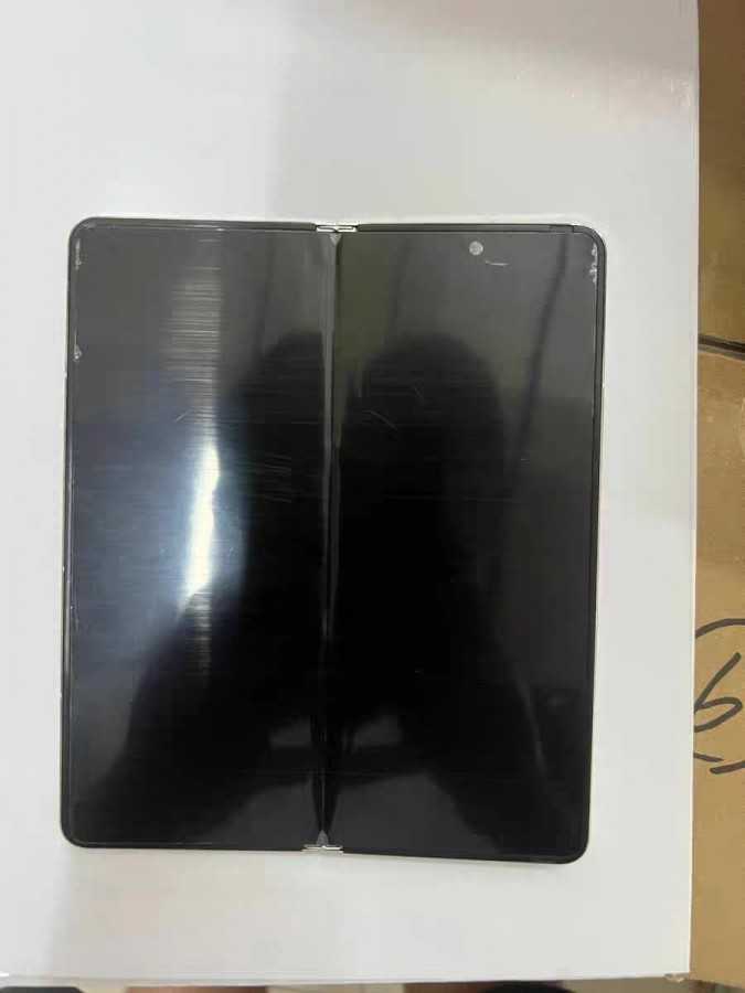 Samsung Galaxy Z Fold5: device mockup photos | Image 4 Samsung