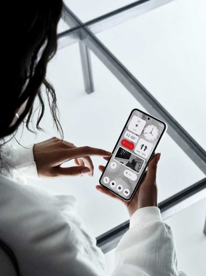 Nothing Phone (2) officially announced | Image 4 Nothing Phone (2) officially announced (gsmarena 005 2)