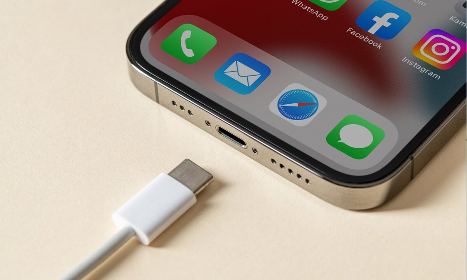 Apple will change the charging port in the iPhone 15, but it won’t be the same as last time Apple will change the charging port in the iPhone 15, but it won’t be the same as last time