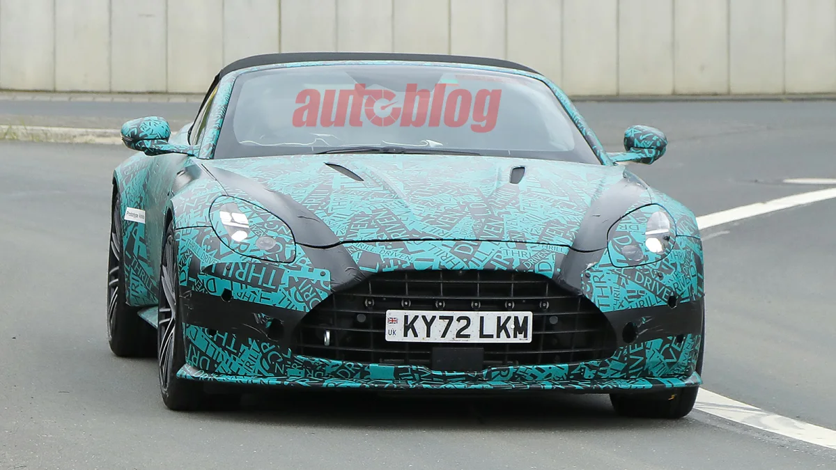 Aston Martin Vantage Volante spy photos reveal new design | Image 1 Aston Martin Vantage Volante spy photos reveal new design (aston martin vantage volante 001 copy)