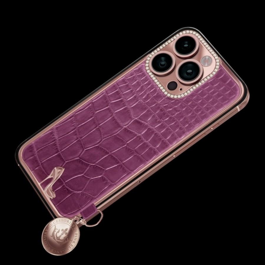 Caviar unveiled Barbiecore design for iPhone 15 Pro, Galaxy Z Flip5 and Watch Series 9 | Image 6 Caviar