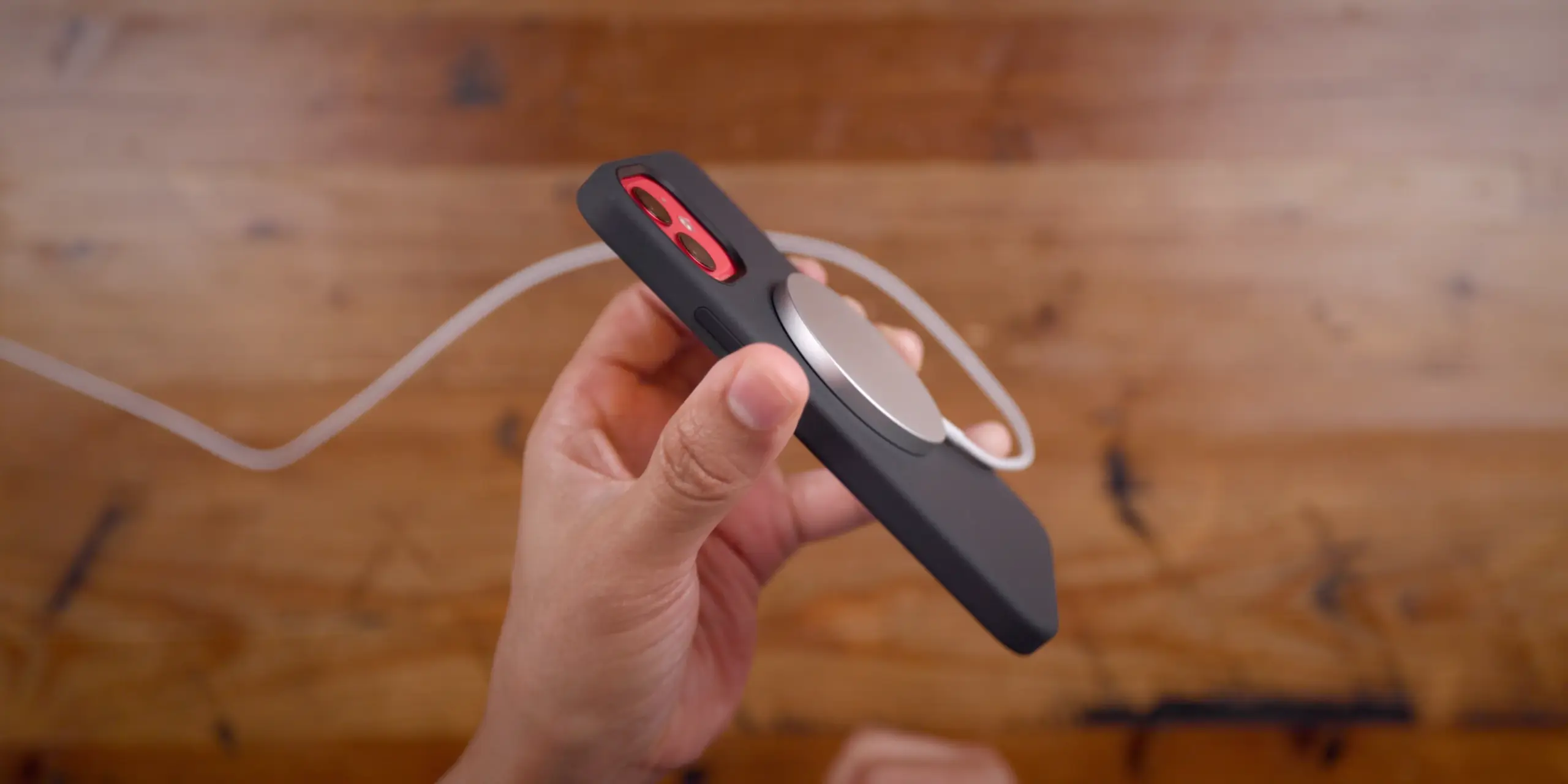 Apple will change the charging port in the iPhone 15, but it won't be like last time | Image 4 Apple will change the charging port in the iPhone 15, but it won't be like last time (iphone 12 silicone case magsafe charger.jpg scaled)