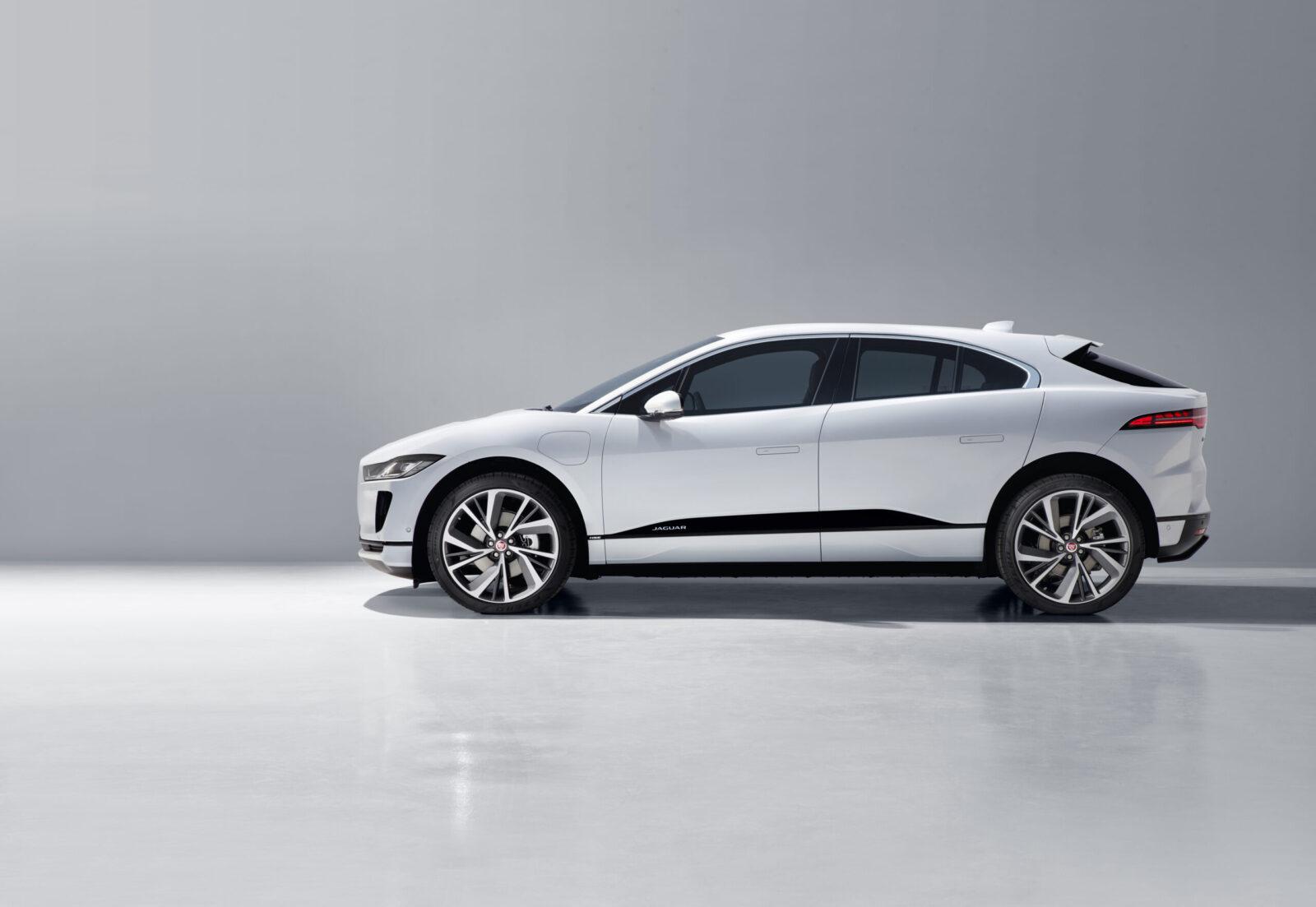 Jaguar I-Pace will be discontinued by 2025 along with its internal combustion engine counterparts | Image 3 Jaguar I-Pace will be discontinued by 2025 along with its internal combustion engine counterparts (jipace19mystudio01031802 scaled)