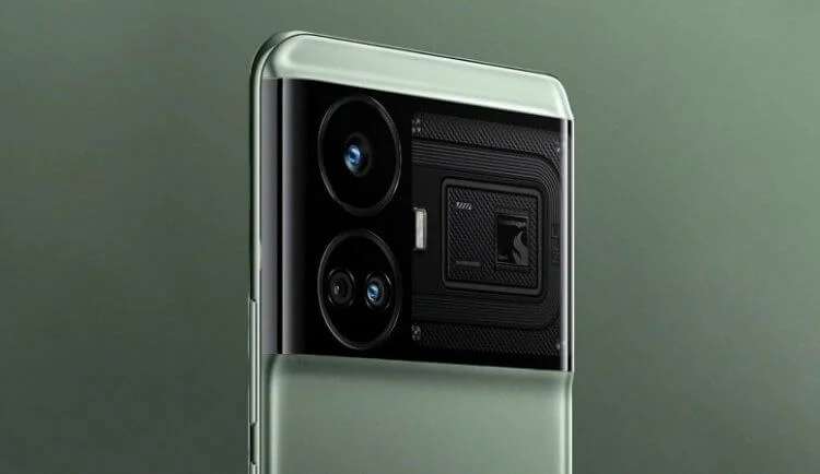 Realme will unveil the GT5 on Aug. 28