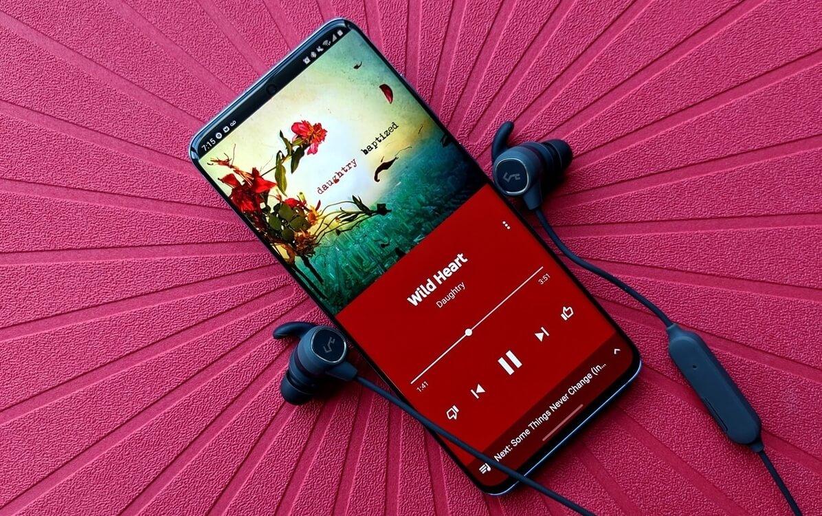 YouTube Music Introduces New Options: Synchronized Lyrics and a “Samples” Section