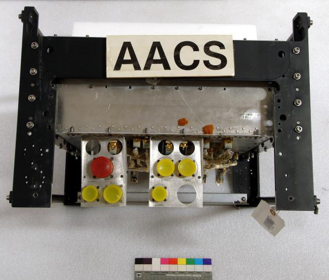NASA sent a software update to Voyager 2 12 billion kilometers away | Image 1 AACS subsystem block from the "Voyager" spacecraft. Source: Smithsonian National Air And Space Museum