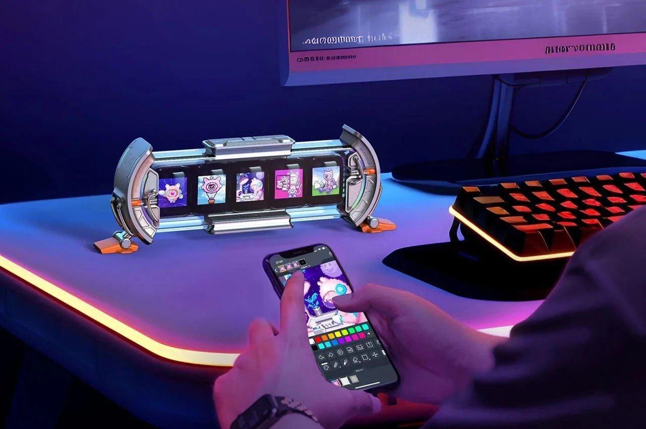 Times Gate Pixel, the watch of the future with 5 screens, has been unveiled