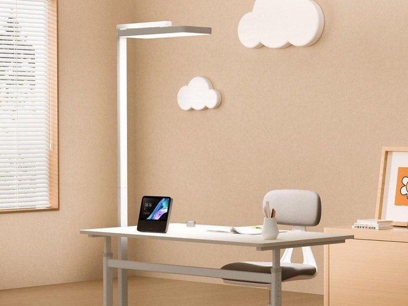 Xiaomi has launched the Mijia Vertical Learning Lamp smart lamp
