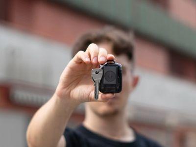 The Tau 2, a keychain-sized powerbank, has been unveiled