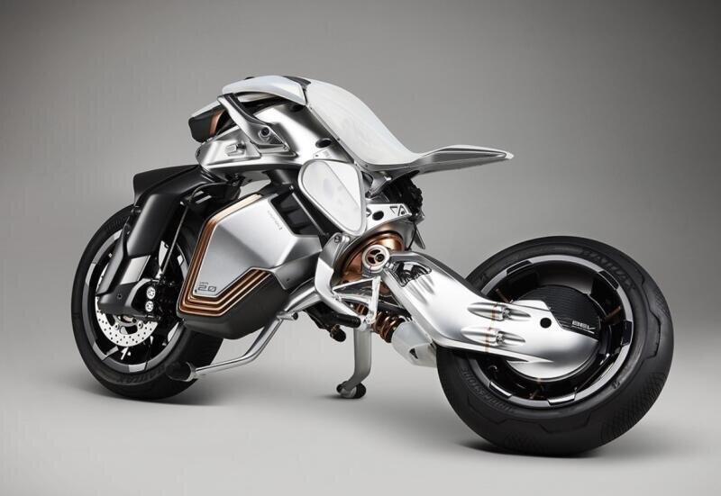 Yamaha has unveiled the MOTOROiD 2 “live” electric motorcycle