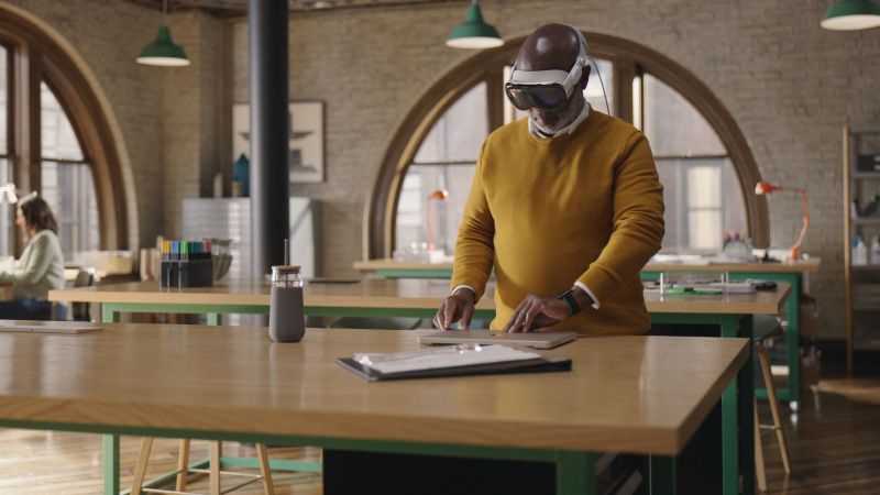 Vision Pro mixed reality glasses sales to begin in February 2024 | Image 1 Vision Pro mixed reality glasses sales to begin in February 2024 (1 vision pro)