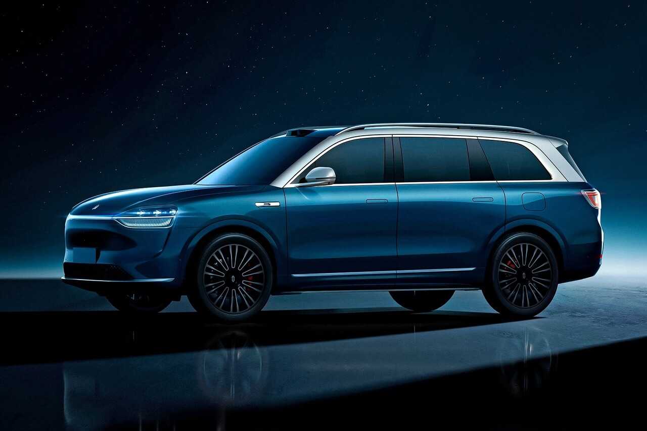 HUAWEI Wenjie M9 is a six-seat electric SUV