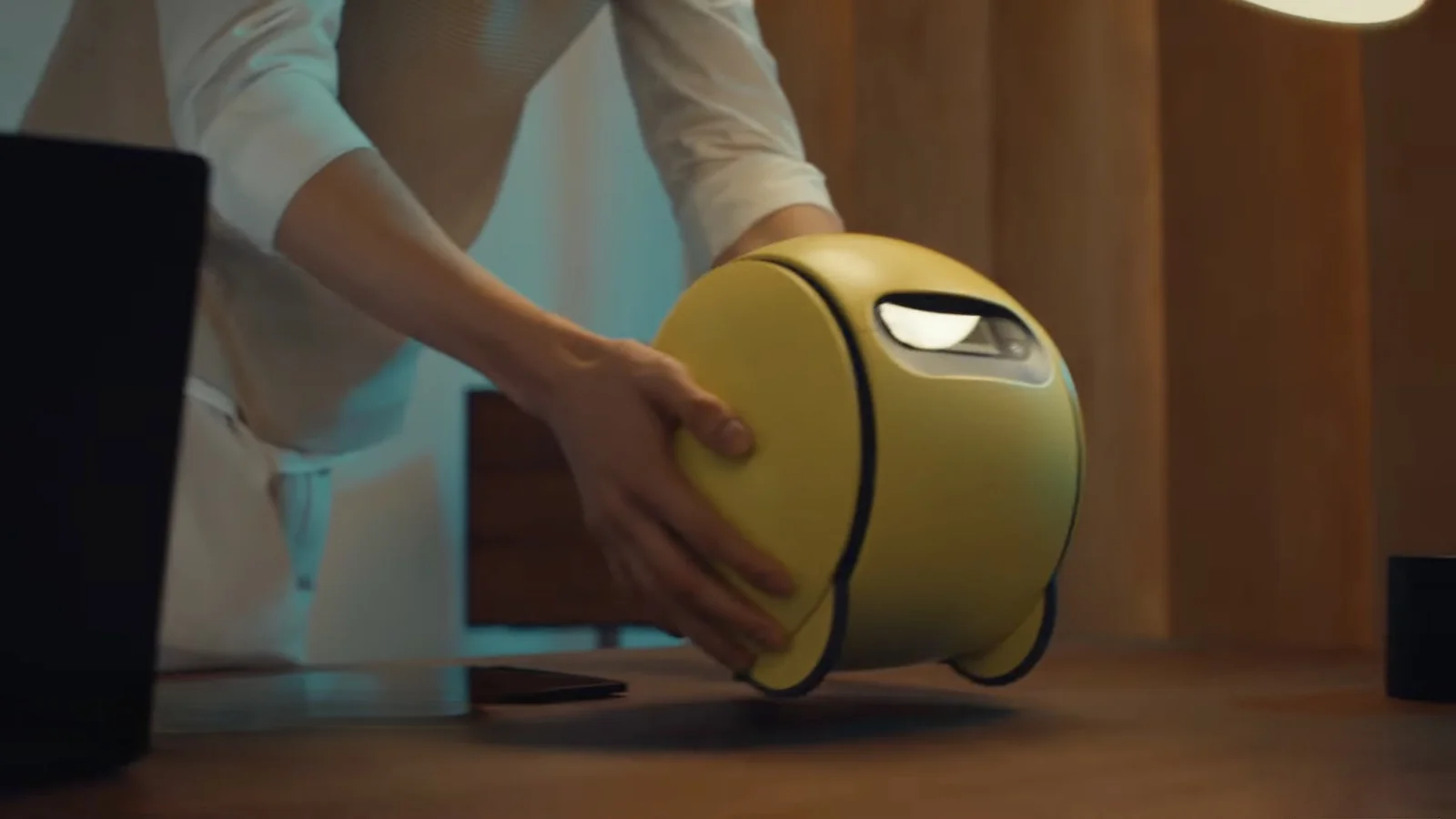 CES 2024: Samsung unveils ‘Bally’ – a smart robot assistant