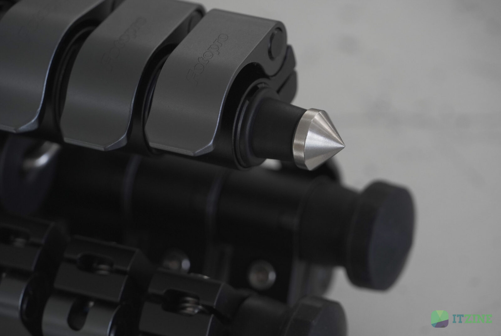 Fotopro X-Airfly Video tripod review: everything you need with carbon fiber | Image 16 Fotopro X-Airfly Video tripod review: everything you need with carbon fiber (fotopro x airfly itzine.ru 46)