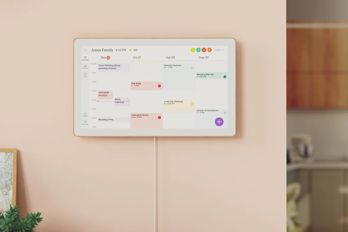 Skylight introduced the Cal Max smart family calendar with a 27-inch screen Skylight introduced the Cal Max smart family calendar with a 27-inch screen
