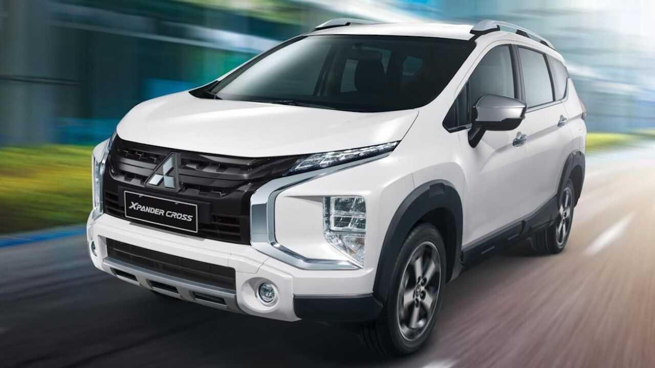 Mitsubishi Xpander Cross crossover-minivan price decreased in Russia