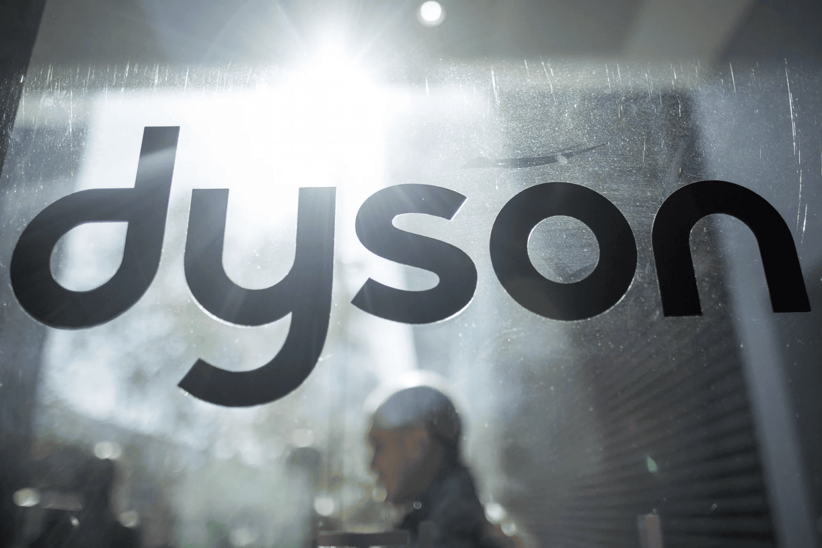 Dyson has introduced a modernized version of the Supersonic hairdryer Dyson has introduced a modernized version of the Supersonic hairdryer