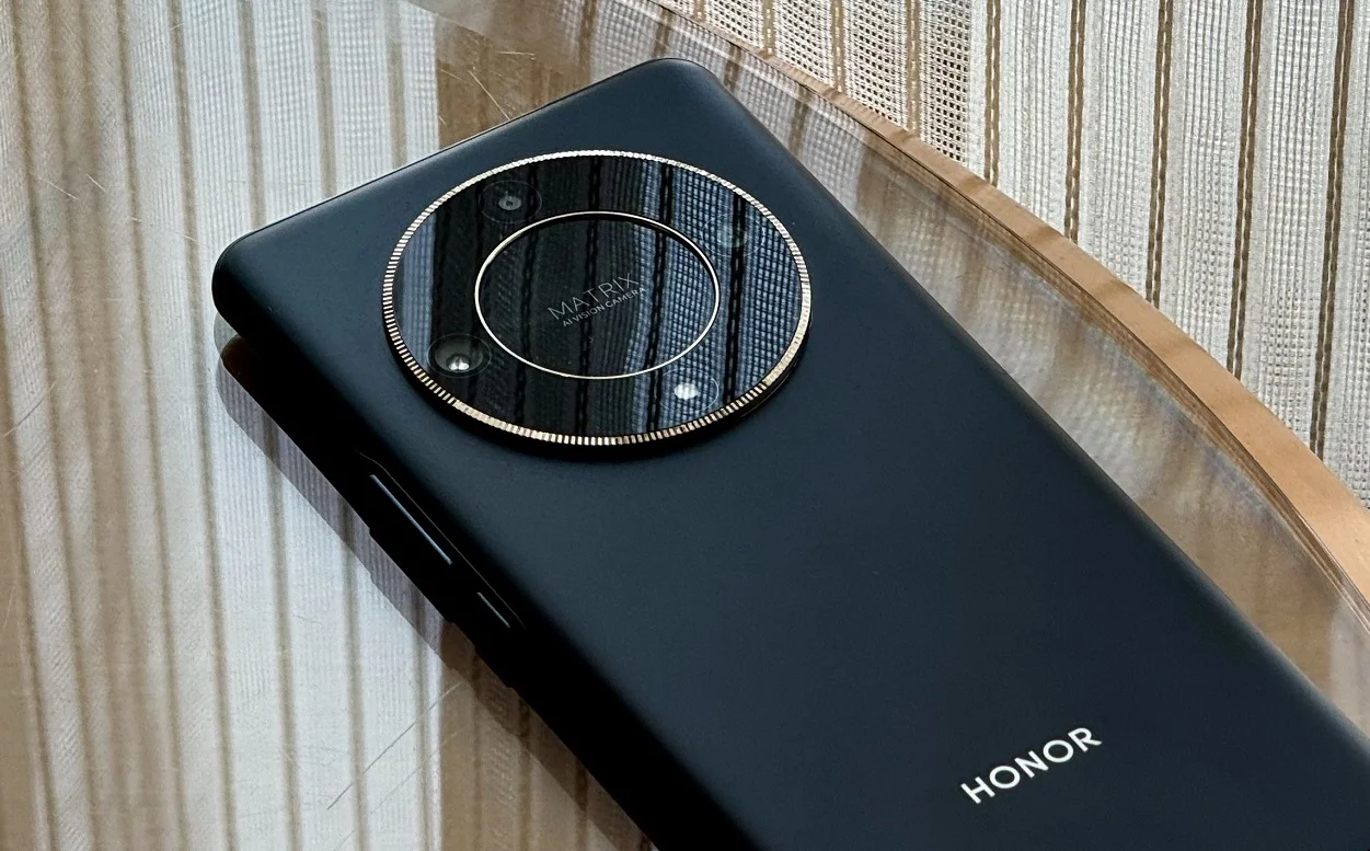 Honor X9b is now available for pre-order in Russia Honor X9b is now available for pre-order in Russia