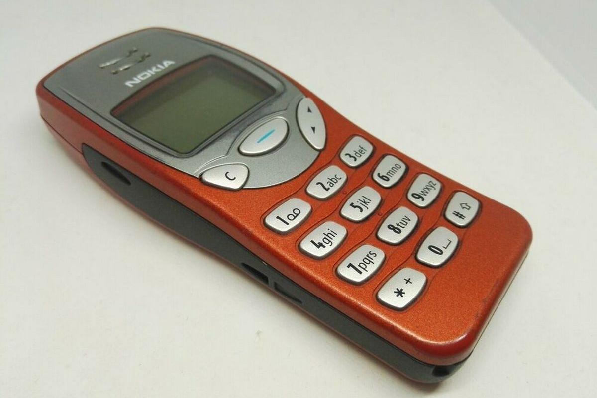 HMD has revealed a new version of the Nokia 3210