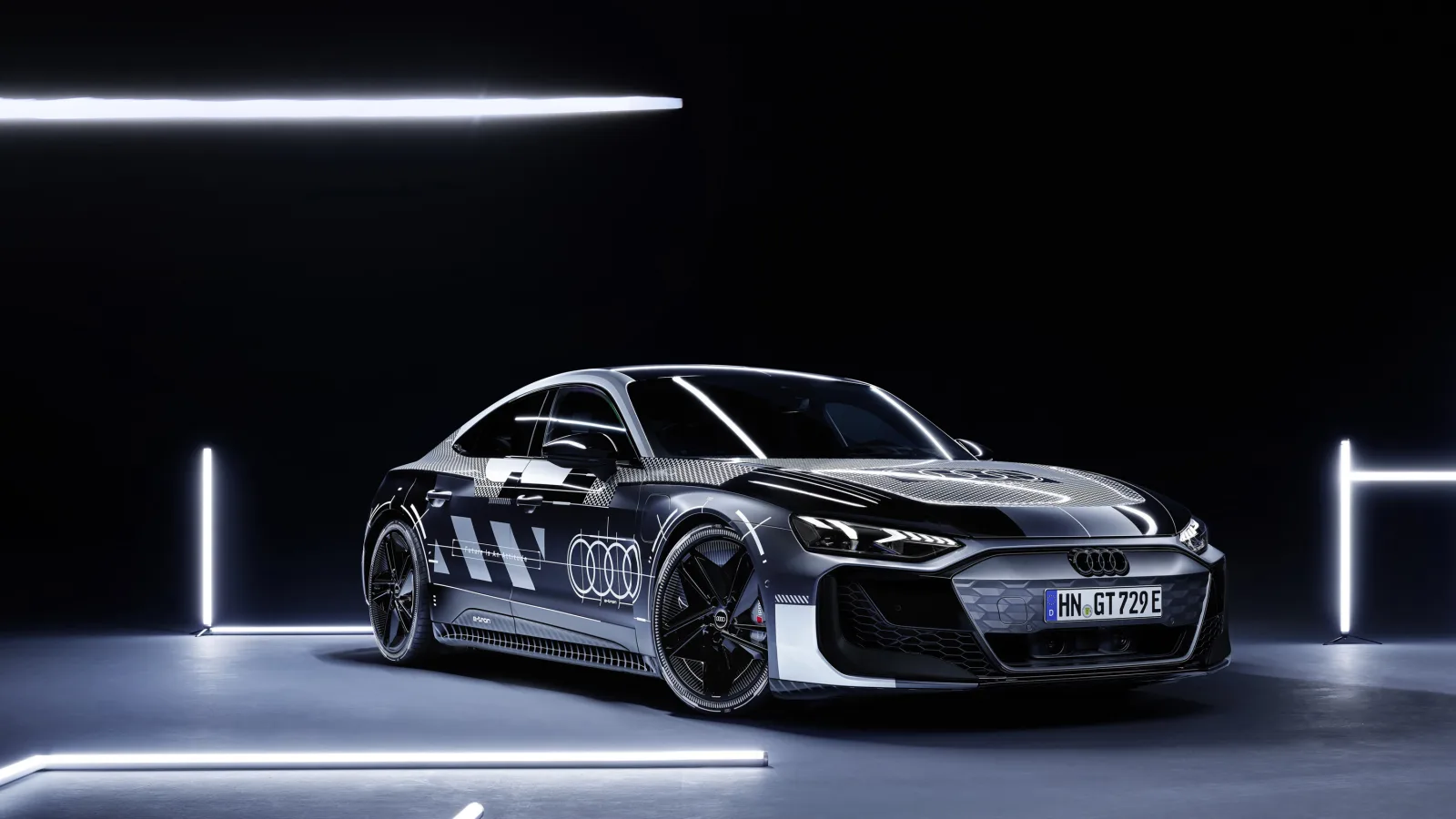 Audi teases refreshed RS E-Tron GT | Image 6 Audi teases refreshed RS E-Tron GT (refreshed audi rs e tron gt prototype 16)