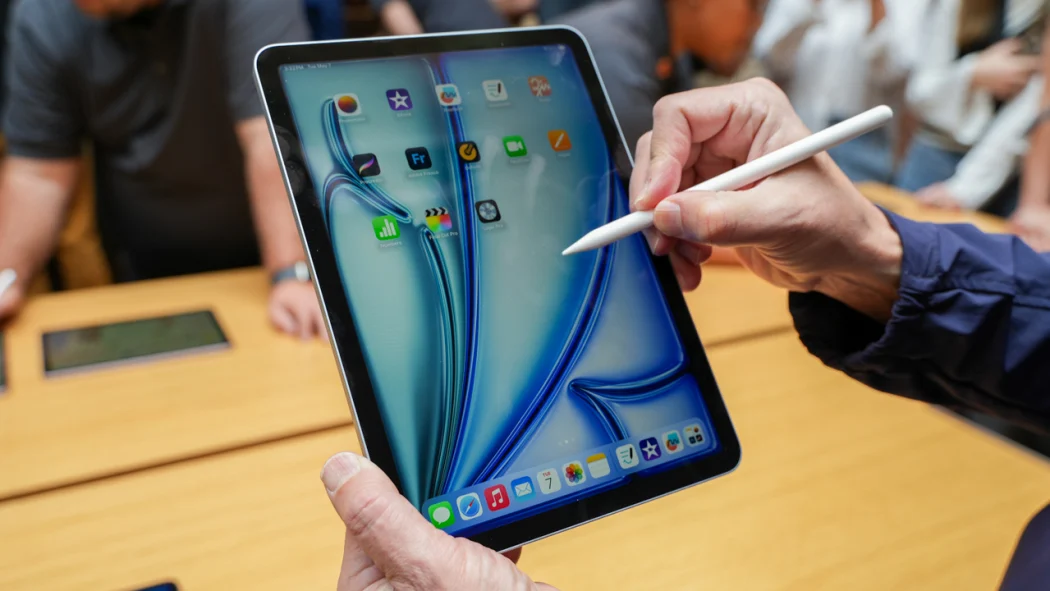 Apple's iPad needs better oleophobic coating | Image 2 Apple's iPad needs better oleophobic coating (03aopnfmual4j6lgvylu2vq 2)