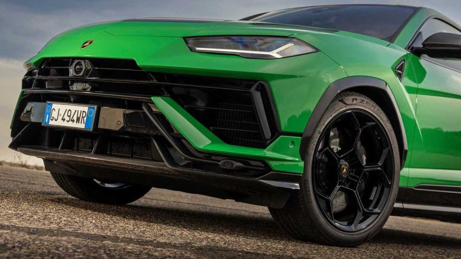 Lamborghini Urus recalled due to hood that can fly off at high speed | Image 3 Lamborghini Urus recalled due to hood that can fly off at high speed (2023 lamborghini urus performante 2)