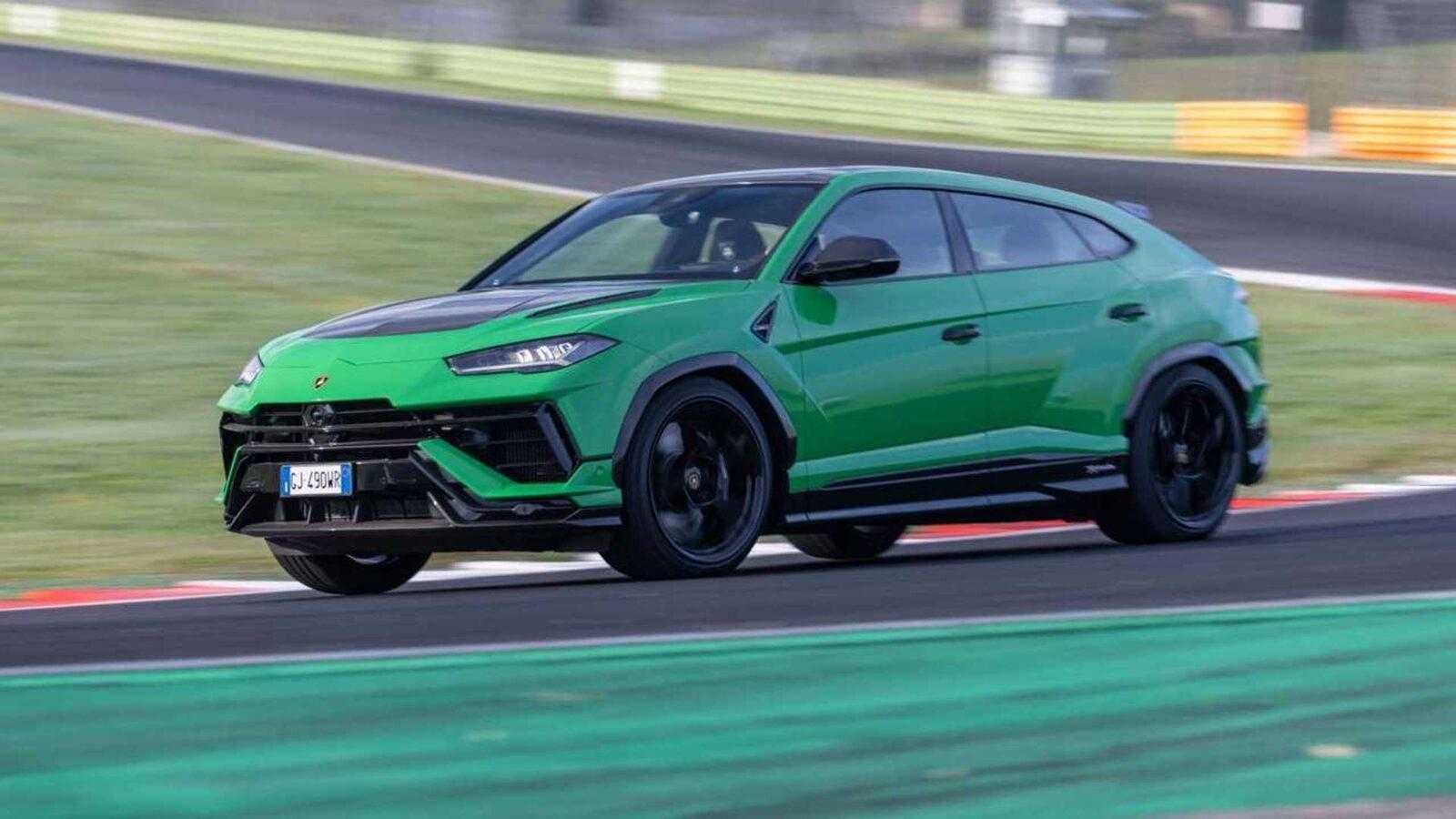 Lamborghini Urus recalled due to hood that can fly off at high speed | Image 1 Lamborghini Urus recalled due to hood that can fly off at high speed (2023 lamborghini urus performante 4)