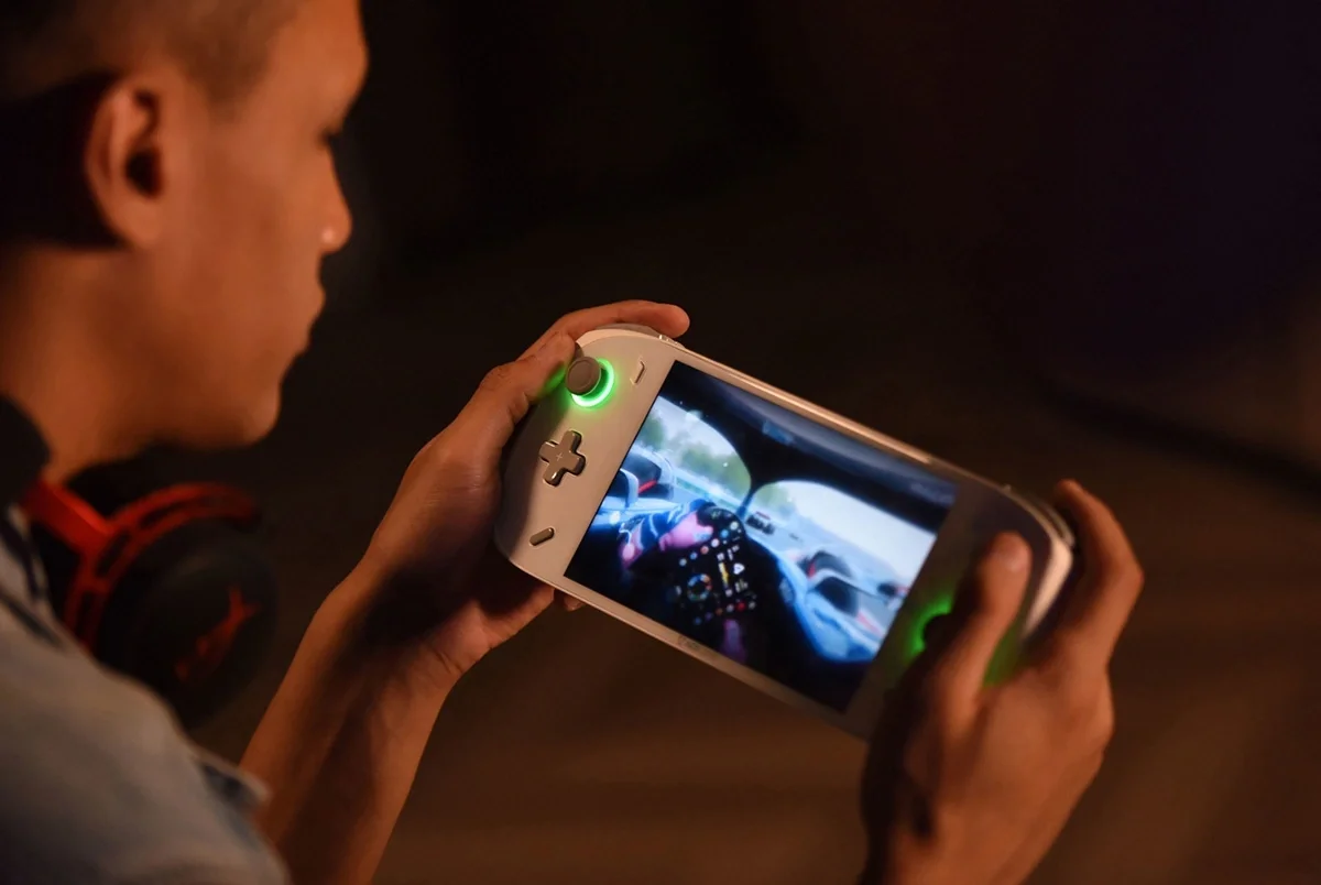 AOKZOE A2 Ultra gaming console powered by Intel Core Ultra has been revealed with a price and release date