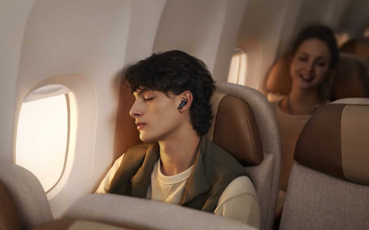 Huawei has released the updated Freebuds 6i headphones