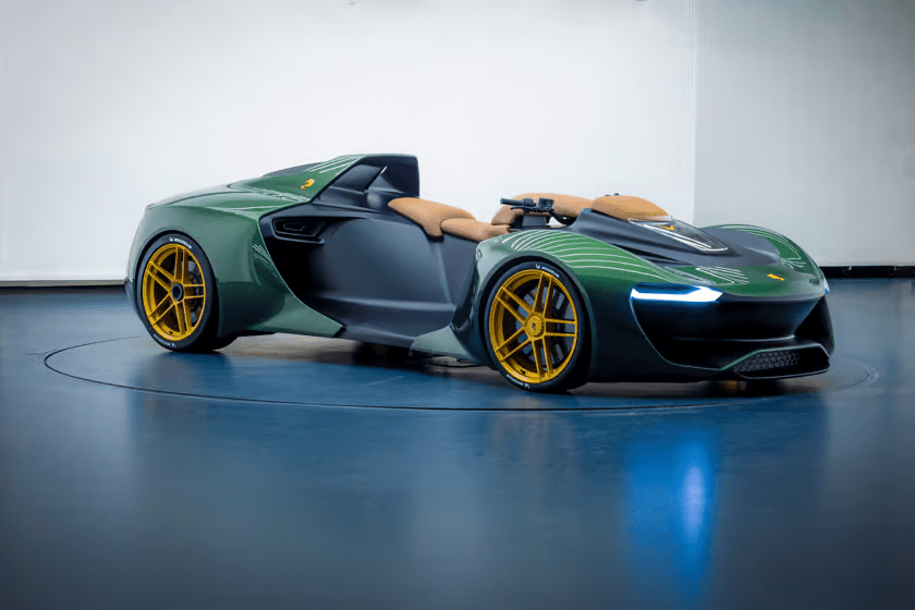 Lotus has revealed an unusual quad-sports car Superquad