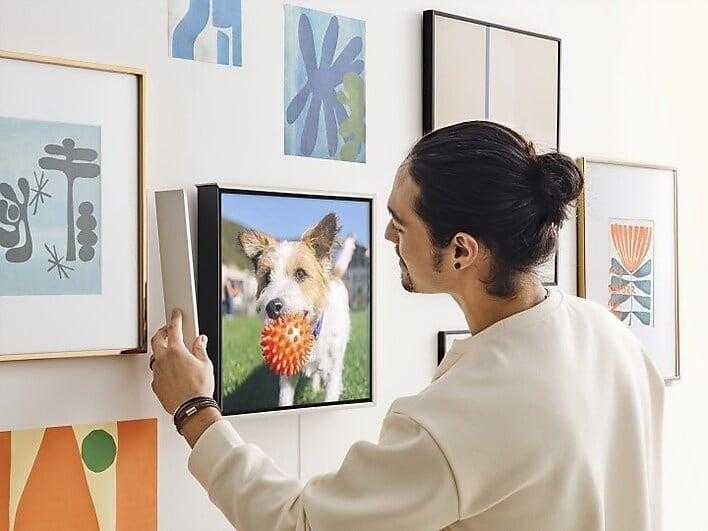 Samsung has announced a wireless picture speaker, the HW-LS60D Music Frame speaker