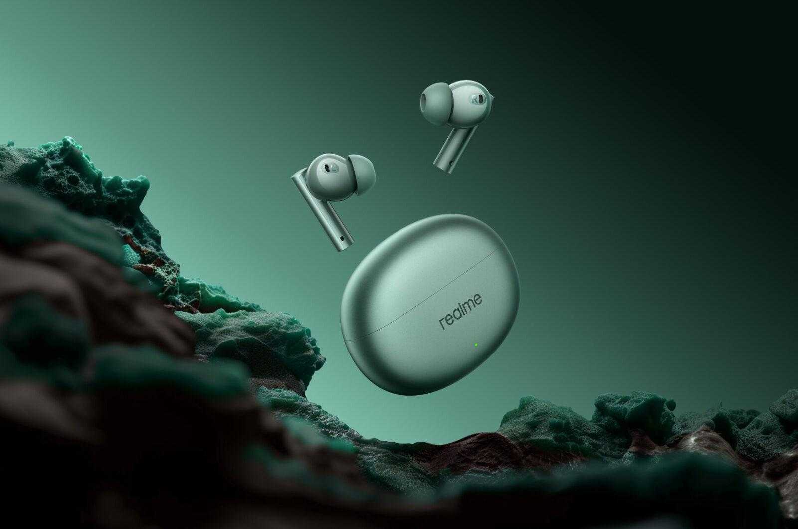 The realme Buds Air6 Pro and realme Buds Air6 headphones are available in Russia | Image 2 The realme Buds Air6 Pro and realme Buds Air6 headphones are available in Russia (air 6 场景图 绿色 green scaled)