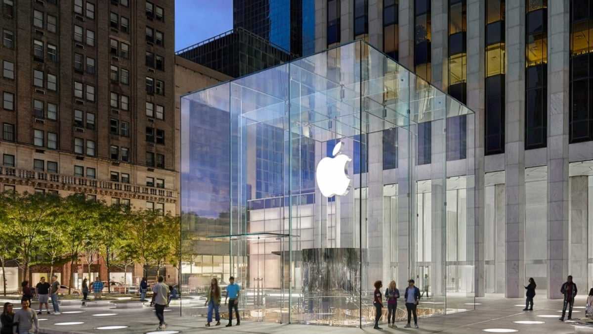 iOS 18 will get a counterpart to Google’s Magic Eraser feature called Clean Up iOS 18 will get a counterpart to Google’s Magic Eraser feature called Clean Up