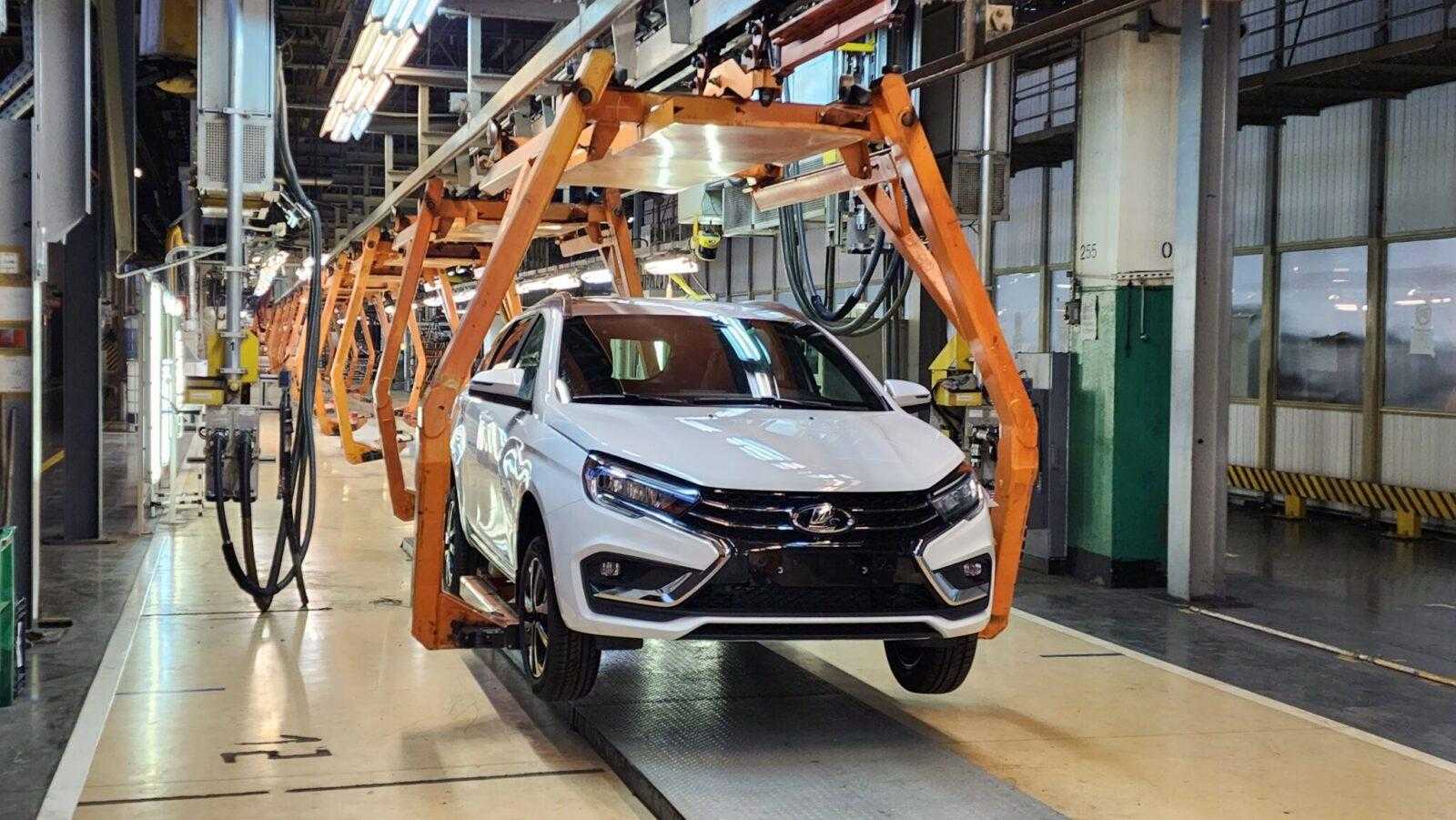 The Lada Vesta production process was suspended three days ago and has not yet been resumed
