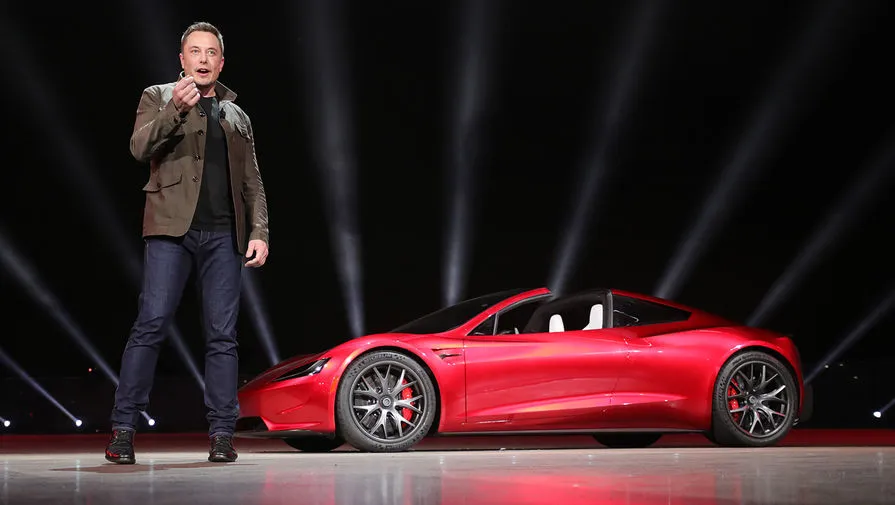 Ilon Musk: Tesla Roadster will be out in 2025
