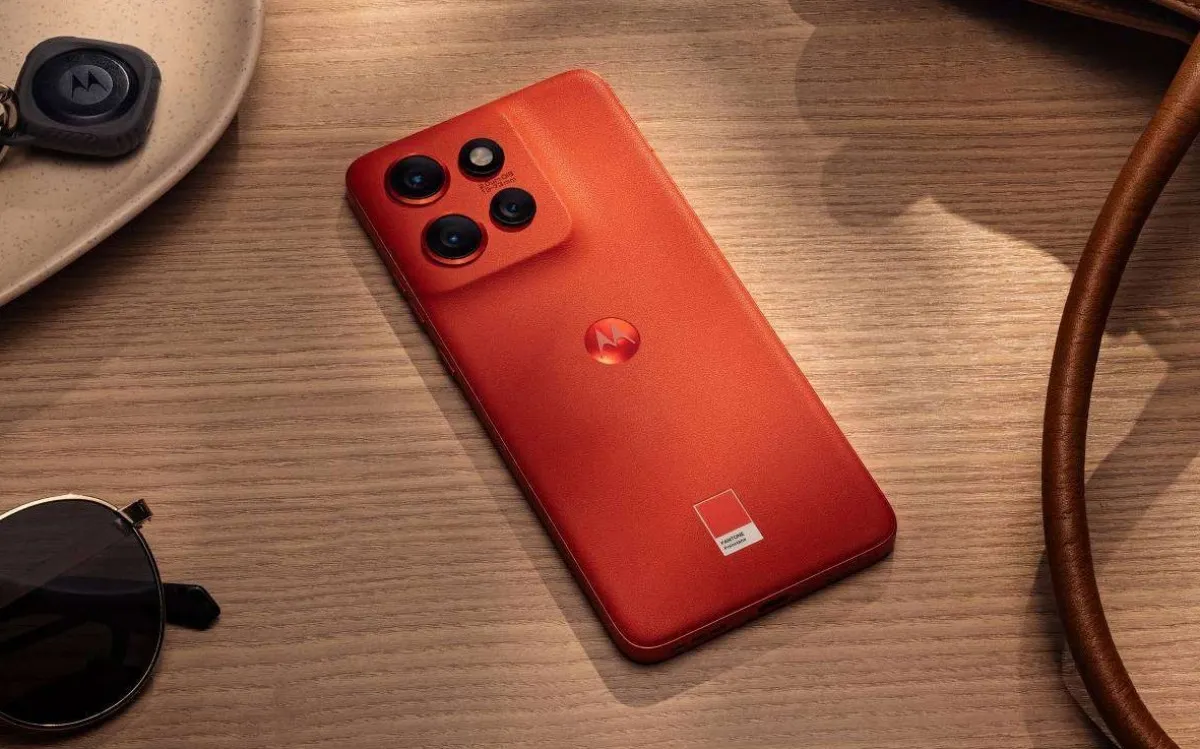 Motorola announced Edge 50 Neo smartphone with a colorful design and IP68 protection