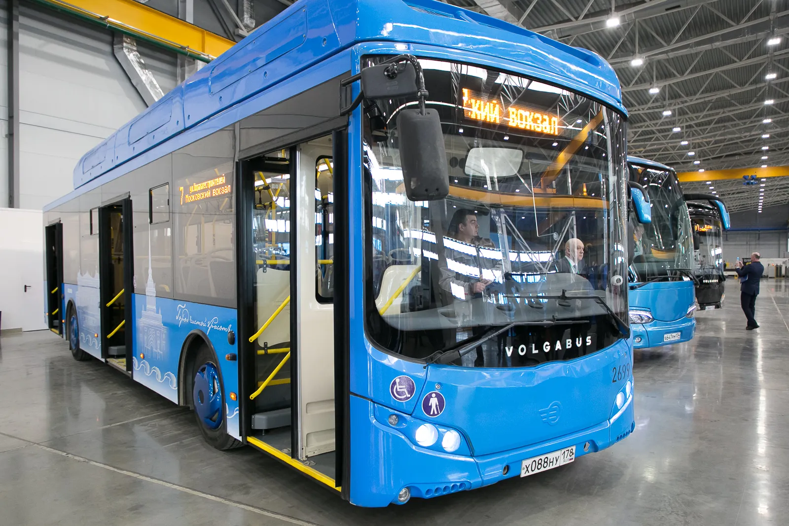 Bus manufacturer Volgabus plans to use domestic engines in its products | Image 1 Bus manufacturer Volgabus plans to use domestic engines in its products (Image 32)