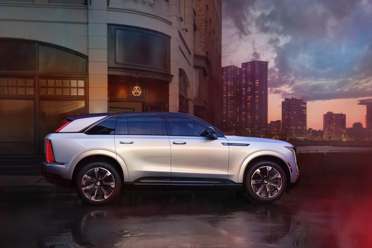 2025 Cadillac Escalade IQ: price, design, specs and more | Image 2 Cadillac Escalade IQ