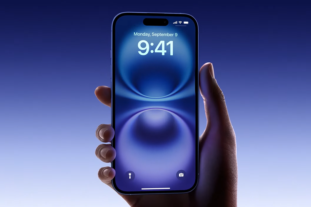 In Moscow, sales of iPhone 16 have started | Image 2 In Moscow, sales of iPhone 16 (apple iphone 16.png) have started