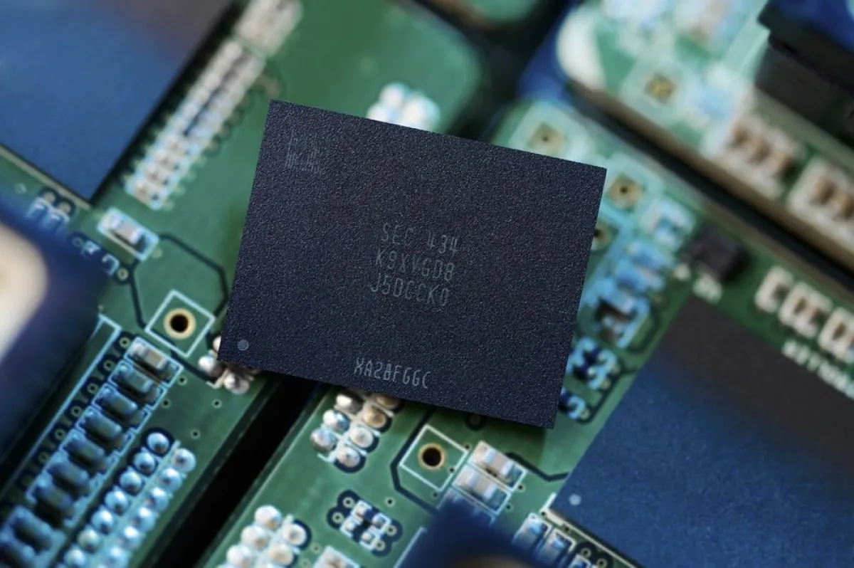 Samsung begins mass production of 1TB QLC V-NAND chips | Image 1 Samsung begins mass production of 1TB QLC V-NAND chips (gsmarena 001 9)
