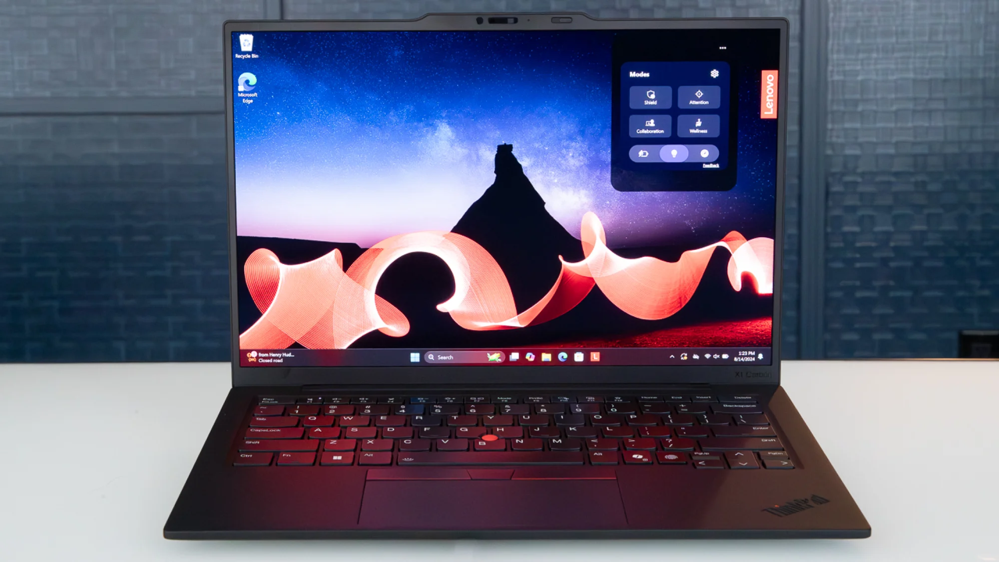 Intel Inside, Premium Outside: Why Top Ultrabooks Still Choose Intel | Image 1 Intel Inside, Premium Outside: Why Top Ultrabooks Still Choose Intel (images 1 4)