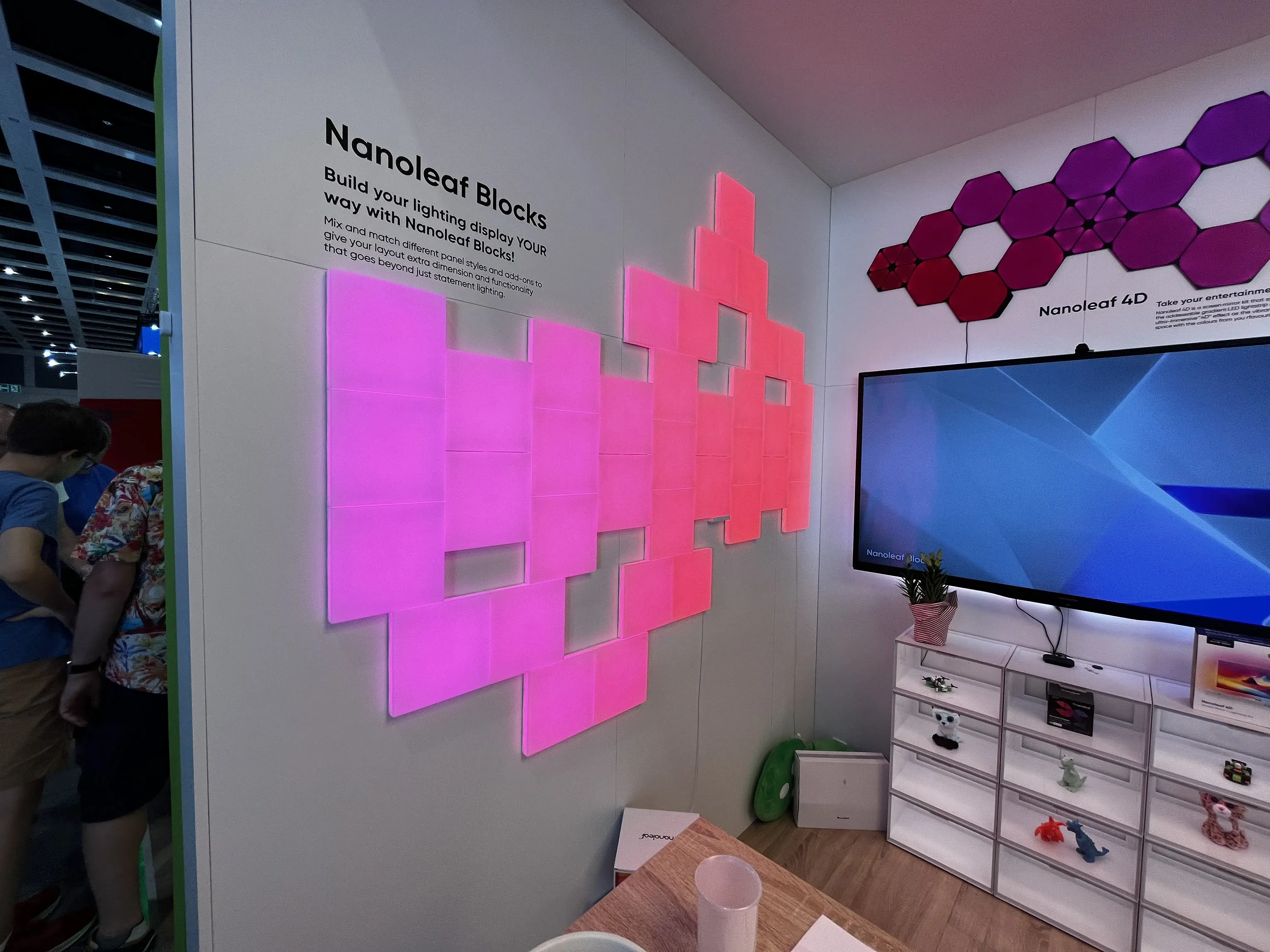 IFA 2024: Nanoleaf unveils wall-mounted light panels | Image 3 IFA 2024: Nanoleaf unveils wall-mounted light panels (img 3669)