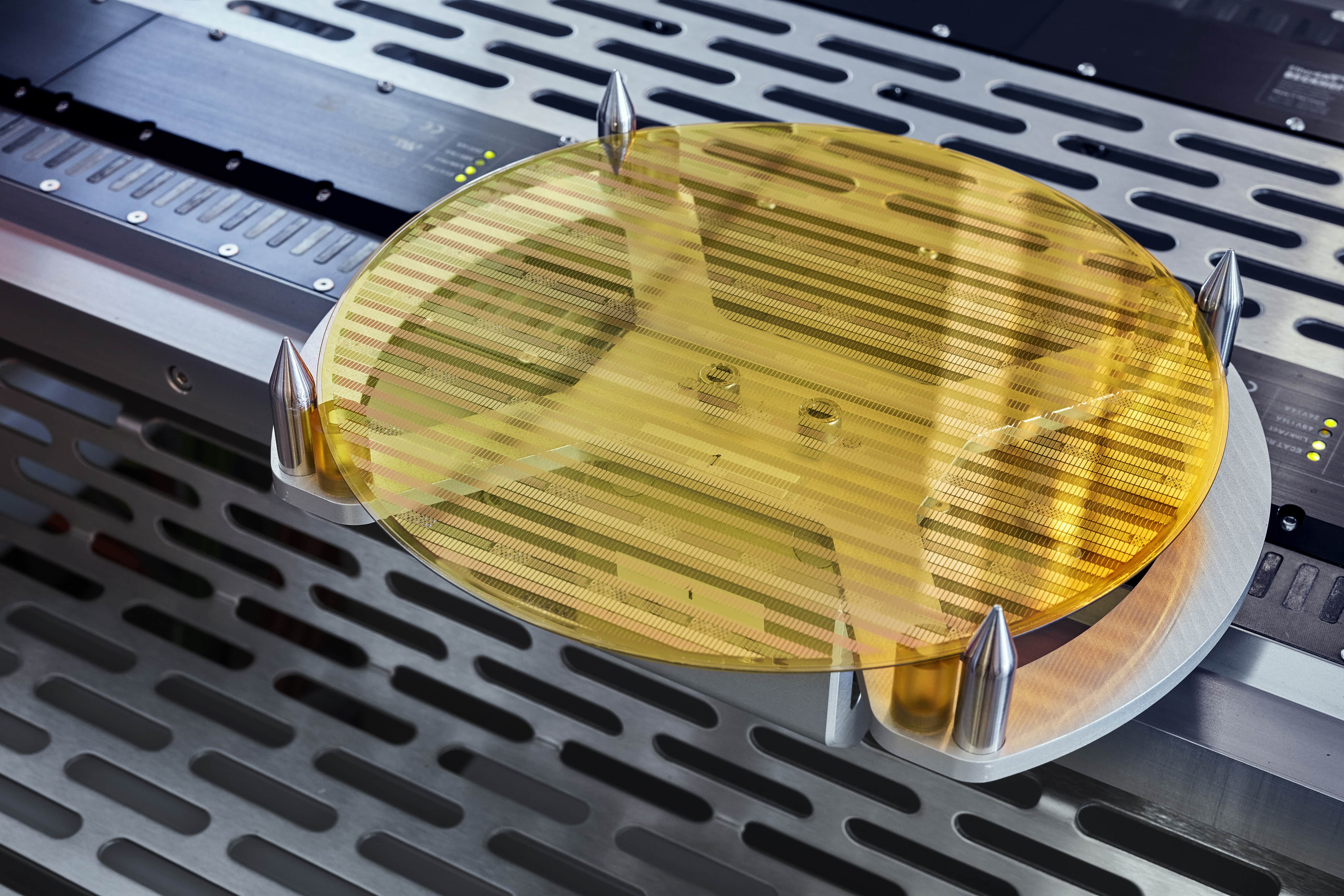 World’s first silicon-free flexible microprocessor created