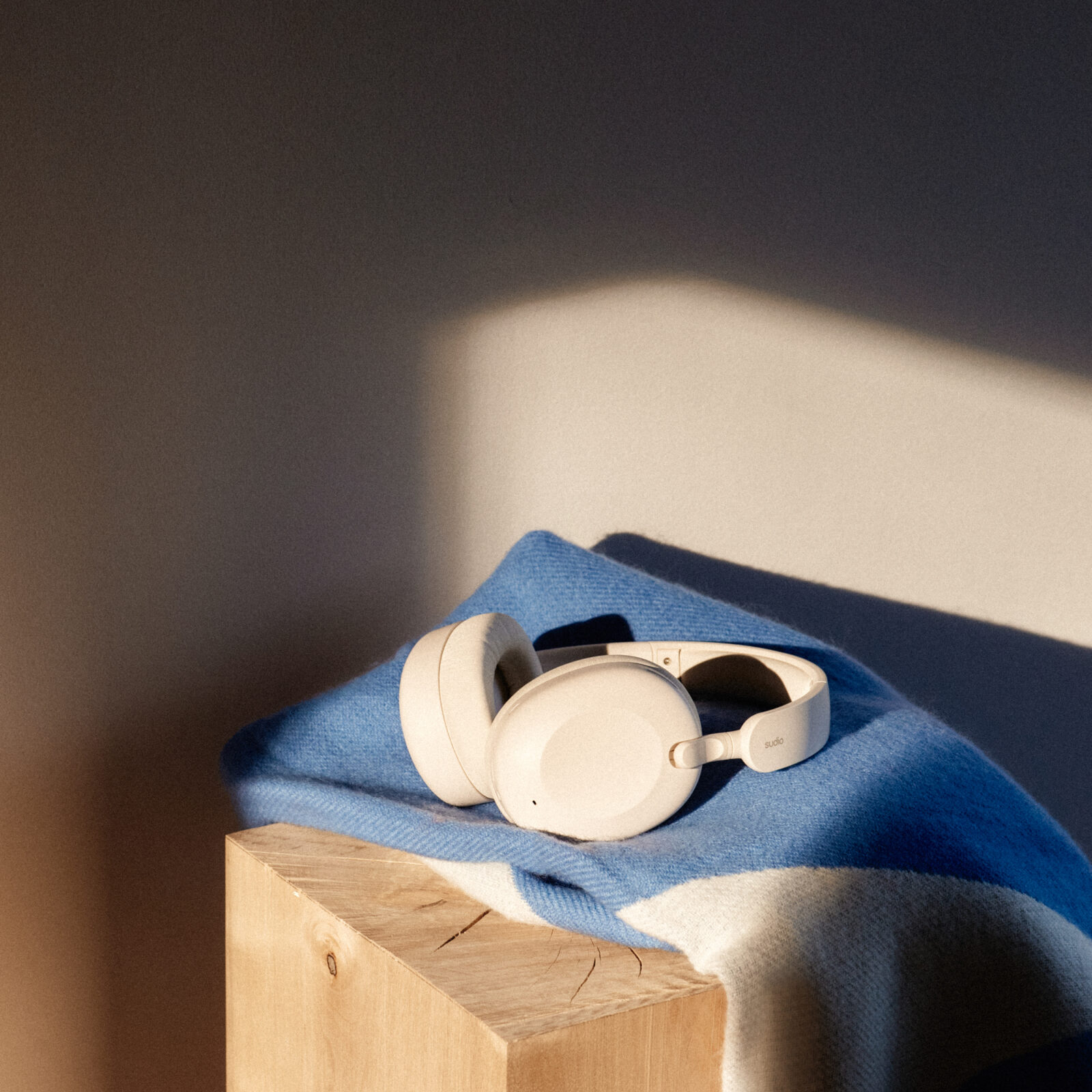 New Sudio headphones enter Russian market | Image 5 New Sudio headphones enter Russian market (202309 sudio k2wht stilllife 03 1x1 2000)