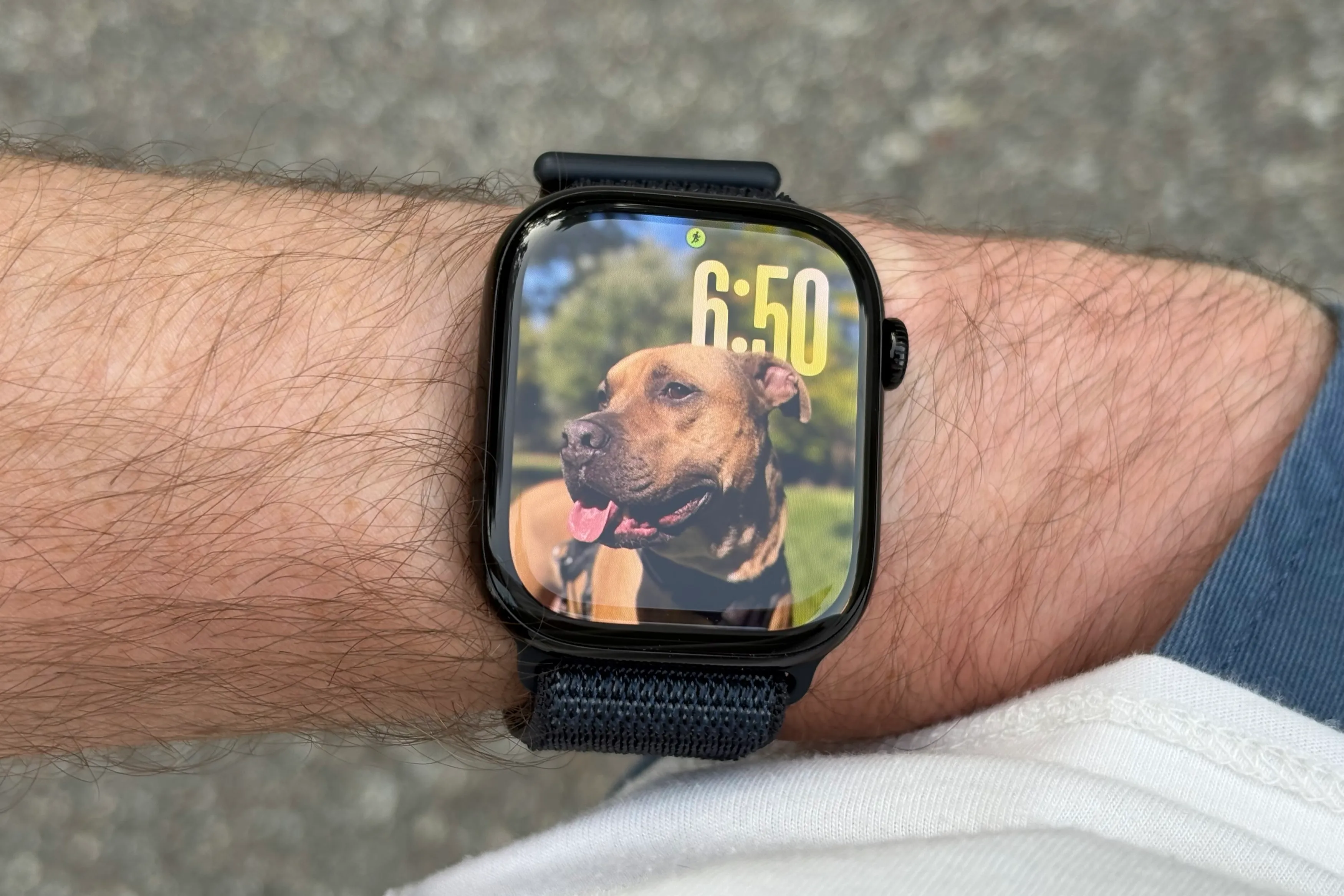 Apple Watch Series 10 vs Watch SE 2: Which is better? | Image 2 Apple